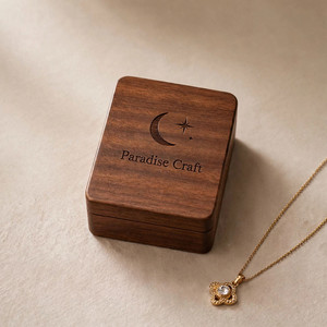 Boîte à bijoux décorative en bois avec insert en velours beige, plusieurs compartiments pour bagues et boucles d'oreilles - Product Image 3