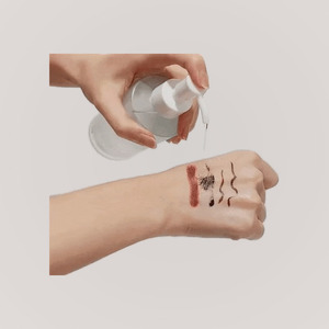 Démaquillant coréen K-Beauty Pretti Huile nettoyante légèrement acide à l'acide hyaluronique 200ml Fabriqué en Corée - Product Image 5