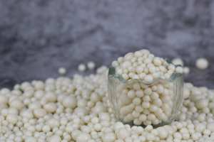 Bolas crujientes de Chocolate blanco Premium OEM al por mayor 400G 4KG Halal de alta calidad sólido decoración pastel Cacao Talk - Product Image 3