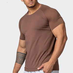 Camiseta de Cuello Redondo de Algodón Orgánico para Hombre, Top de Punto Suave de Manga Corta, Transpirable, con Cuello de Costura en Contraste, 100% Algodón, Diseño a Cuadros en la Parte Delantera - Product Image 4