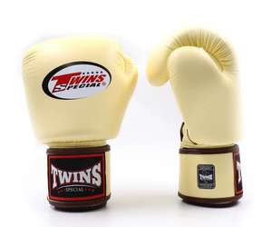 Gants de boxe en cuir de vachette de haute qualité avec logo personnalisé, équipement d'entraînement professionnel de Muay Thai Twins, équipement d'arts martiaux haut de gamme - Product Image 2