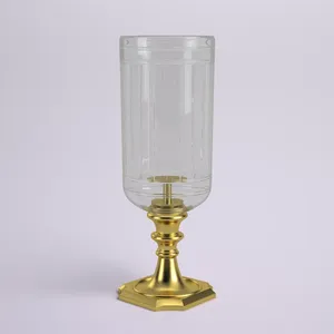 Fournisseur de chandeliers en fer contemporains pour les boutiques de décoration intérieure, les designers d'intérieur et les détaillants de meubles contemporains - Product Image 2