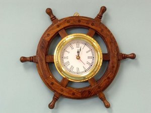 Horloge murale en bois de qualité supérieure en forme de roue de bateau, horloge nautique pirate, décoration de maison de plage, décoration de maison côtière, horloge décorative maritime vintage - Product Image 6