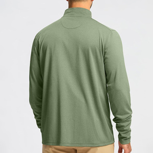 Sweat-shirt athlétique premium pour homme, logo personnalisé, col rond, matière respirante et douce, idéal pour l'entraînement et la mode streetwear. - Product Image 5