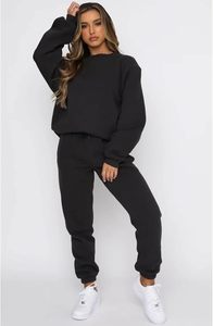Ensemble de survêtement à capuche oversize pour femme en polaire premium, ensemble athleisure pour femme - Product Image 2