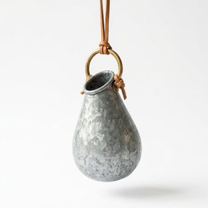 Vase suspendu en métal fait main en forme de goutte d'eau, 12 cm, en zinc naturel avec cordon en cuir, décoration d'intérieur - Product Image 6