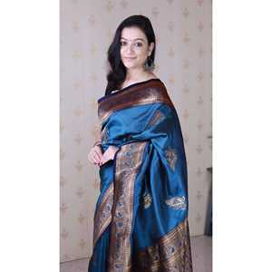 Blusas y Camisas de Seda Suave Tejida con Zari de Pavo Real Azul Metálico Banarasi de Elite Weaves para Mujer - Product Image 2