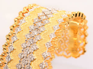 กำไลข้อมือเงินแท้ 925 ลวดลายลูกไม้ขัดเงา งานฝีมือโบราณสุดหรูจาก LAVINA ของขวัญสำหรับผู้หญิง ชุบโรเดียม - Product Image 3