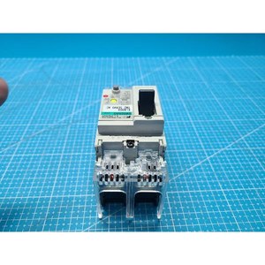 Disjoncteur Fuji EW32AAG-2P020 d'occasion – Pièces détachées d'équipement semi-conducteur Legacy - Product Image 6