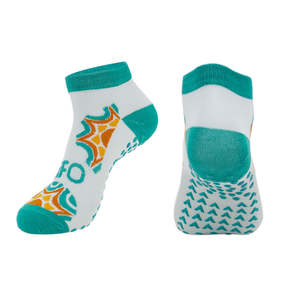 Chaussettes antidérapantes personnalisées pour hommes et femmes, chaussettes de trampoline antidérapantes rouges pour Bounce Park - Product Image 2