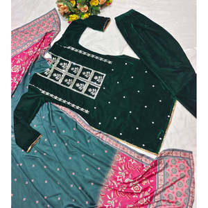 Bas de costume en velours et Dupatta Taille XL - Product Image 3