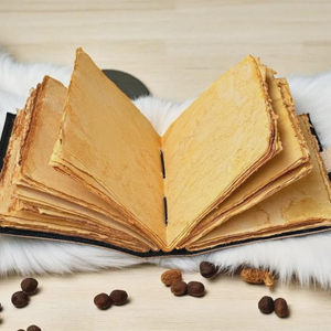 สมุดบันทึกคาถาหนังแท้ทำมือสไตล์คลาสสิก พร้อมกุญแจล็อค สำหรับอ่านเรื่องเวทมนตร์ คาถา วิคคา และพิธีกรรมทางศาสนาแบบเพแกน เหมาะเป็นของขวัญ - Product Image 6