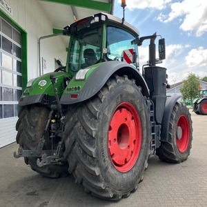Compre un Excelente Tractor Fendt Vario de 60HP 4WD con Bomba de Motor para Jardín, Agricultura y Granja en Venta - Product Image 2