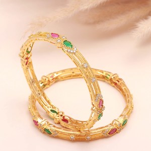 Juego de Brazaletes Abiertos de Latón Chapado en Oro con Moissanita, Brazaletes Decorativos para Bodas y Festivales para Mujer - Product Image 3