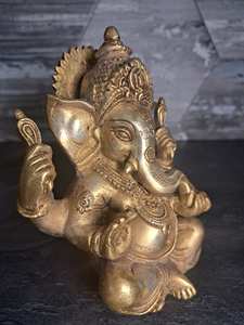 Estatua Grande de Latón del Señor |   Decoración Artesanal Moderna de Estilo Pop Art Ecológica para el Hogar con Diseño del Dios Hindú de la Suerte - Product Image 3