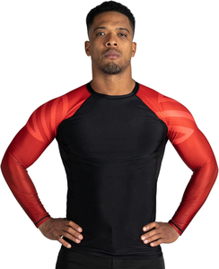 Ensemble Rash Guard MMA Haute Performance : Fabricant de Maillots et Shorts d'Entraînement Anti-Transpiration – Vente en Gros - Product Image 5