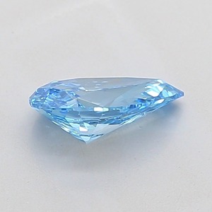 Diamante Suelto en Forma de Pera Azul Intenso de 0.81 Ct, Claridad SI1, Corte Excelente, Certificado para Joyería de Lujo - Product Image 3