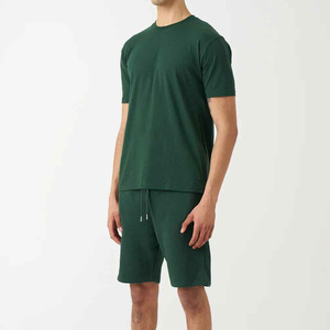Ensemble T-shirt et short imprimés pour homme, col montant, tissu rafraîchissant, idéal pour la plage – Meilleures ventes - Product Image 1