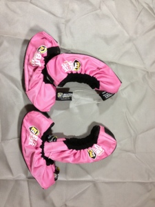 Protections pour patins fabriquées au Pakistan - Product Image 2