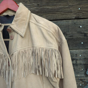 Veste en daim tendance pour l'hiver avec franges, design personnalisé respirant, vestes en daim pour femmes avec franges - Product Image 4