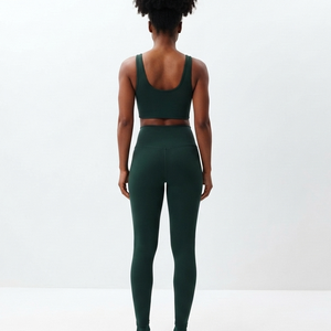OEM Manufacturer Women's <b>Green</b> Yoga <b>Set</b> Racerback Crop Top High Waist Full Length Leggings 2 Piece Seamless Activewear Suit - Product Image 6