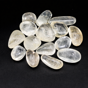Chakralume Pierres Roulées en Quartz Clair Naturel 100% Naturelles pour Guérison Énergétique, Reiki, Méditation et Décoration – Vente en Gros Rajasthan - Product Image 1