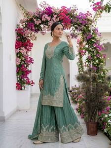 Conjunto de Kurta Larga Tradicional India/Pakistaní Verde Esmeralda para Mujer con Dupatta, Traje Étnico de Seda para Boda, Corte Regular - Product Image 2