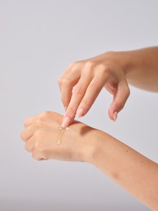 Tónico Facial Coreano Adelline Grape Water, Líquido Hidratante para Piel Sensible y Seca, Cosméticos Coreanos - Product Image 3