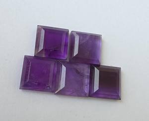 อเมทิสต์ธรรมชาติทรงสี่เหลี่ยมเจียระไนแบบแท็บเล็ต ขนาดมาตรฐานสำหรับทำเครื่องประดับ พลอยหลวม - Product Image 4