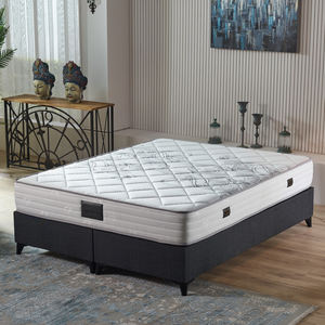 Cadre de lit Berfa Minimalist Luxury European avec tête de lit rembourrée en teck massif et sommier à ressorts à soutien doux - Product Image 3