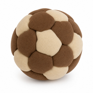 Ballon Hacky Sack en daim marron de qualité supérieure - Footbag - Ballon de jonglage doux et de haute qualité pour tous les âges - Product Image 1