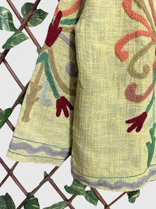 Veste en lin brodée à la main avec des motifs floraux, manches longues, col mandarin, style chic prairie, vêtement de printemps pour adultes - Product Image 4