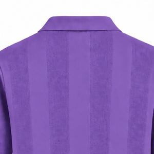 Suéter Polo de Punto para Hombre, Color Violeta Morado, Manga Larga, Diseño de Rayas Verticales Texturizadas, Puños Acanalados, Estilo Casual Premium - Product Image 4