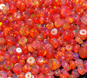 ลูกปัดโอปอลสีชมพูกุหลาบ โอปอลเอธิโอเปียธรรมชาติ ขนาด 3-5 มม. ลูกปัดทรงรอนเดลล์ผิวเรียบ รูขนาด 0.40 มม. โอปอลสีชมพูกุหลาบแท้ผ่านการรมควัน - Product Image 3