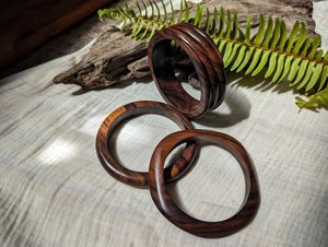 กำไลข้อมือไม้คุณภาพพรีเมียม เครื่องประดับแฟชั่นที่ยั่งยืน งานฝีมือจากธรรมชาติ - Product Image 5