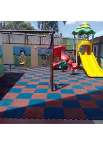 Dalles en caoutchouc de 20 mm pour aire de jeux extérieure - Product Image 2