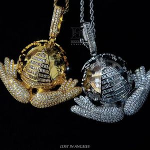 Colgante de Plata de Ley con Diamantes Baguette, Pirámide, Globo, Manos en Oración, Estilo Hip Hop Iced Out, Chapado en Oro Amarillo de 10,14K para Hombre - Product Image 5