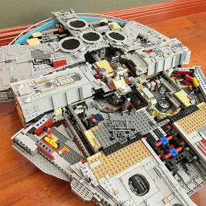 Ensemble de blocs de construction de vaisseaux spatiaux Millennium Falcon, 8445 pièces, jouets de montage de navires de guerre, modèles de briques de difficulté élevée, pour cadeaux - Product Image 4