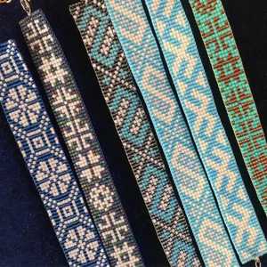 กำไลข้อมือลูกปัดทำมือ ลายหินสีดำเหลืองเงิน NOUSHAD HANDICRAFTS NH-696 รับรองโดย IGI จากอุตรพัฒนา - Product Image 4