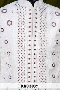 Sherwani Indo Occidental con Motivos Florales Bordados a Mano, Color Marfil, Traje Formal para Hombre, Atuendo de Boda - Product Image 5