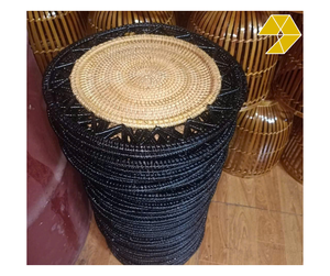 Plato de ratán rústico con borde negro, centro natural, tejido a mano, para decoración de mesa de boda, plato de ratán de colores variados - Product Image 1