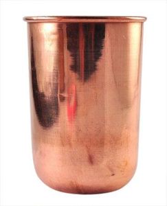 แก้วทองแดง ช่วยบำรุงความชุ่มชื้นตามธรรมชาติ เครื่องดื่มเพื่อสุขภาพแบบอายุรเวท เป็นมิตรกับสิ่งแวดล้อม ใช้ซ้ำได้ ทนทาน เหมาะสำหรับการดูแลสุขภาพในชีวิตประจำวัน - Product Image 6