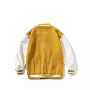 Veste universitaire en cuir personnalisée à prix abordable pour homme, avec manches courtes, patchs personnalisés, style baseball, pour l'automne et l'hiver - Product Image 4