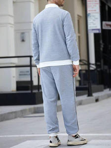 Ensemble survêtement homme 2 pièces en molleton gris clair à rayures blanches, col bomber zippé - Product Image 6