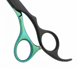 Ciseaux de coiffure professionnels de haute qualité, design ergonomique, lame noire mate avec accents vert irisé, outil de salon de coiffure - Product Image 6