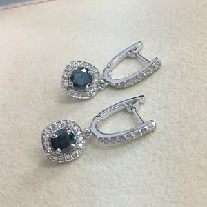 Boucles d'oreilles pendantes Halo pour femmes en argent sterling 925 plaqué rhodium avec diamant naturel bleu rond de 1,10 carat, bijoux de mariage tendance - Product Image 6