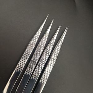 Pinzas para Pestañas de Acero Inoxidable Antiácido de Larga Duración, Marca Personalizada, Punta Suave de Precisión, Antiestáticas, Agarre Fino - Product Image 4