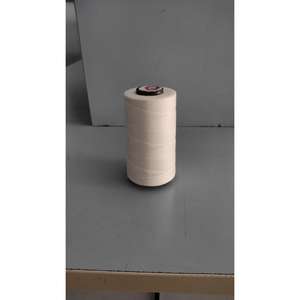 Hilo de algodón cardado 100% NE 30s/1 para tejer, que ofrece una calidad consistente, una textura suave y una resistencia confiable para la tela. - Product Image 6