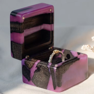 REFER HANDMADE - Caja de Anillos de Madera y Resina con Doble Ranura, Única, para Propuesta de Matrimonio, Boda, Venta al por Mayor - Product Image 1