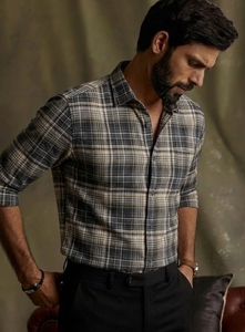 Chemise décontractée en coton à carreaux marron et noir pour homme Enovate, manches longues, col rabattu, style automne, tissée - Product Image 2